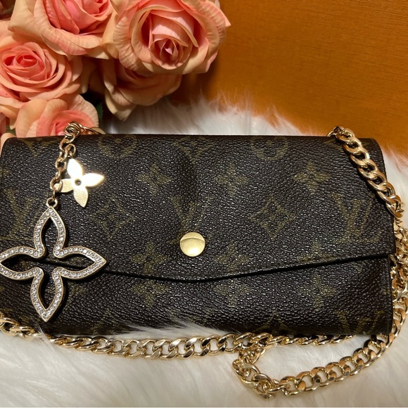 ‼️SOLD OUT‼️💯Auth LOUIS VUITTON Portefeuille Sarah Monogram Crossbody/WOC - Picture 2 of 13